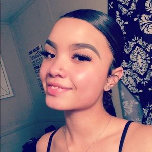 Meet your Posher, Sierra